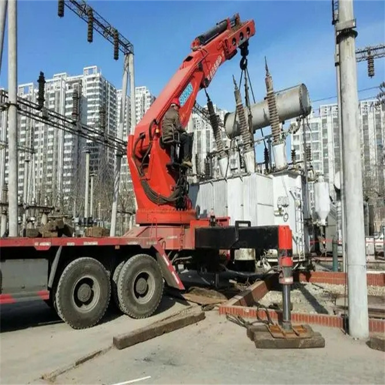 西峡就近吊车出租|工地厂房吊装设备租赁|24小时高效响应