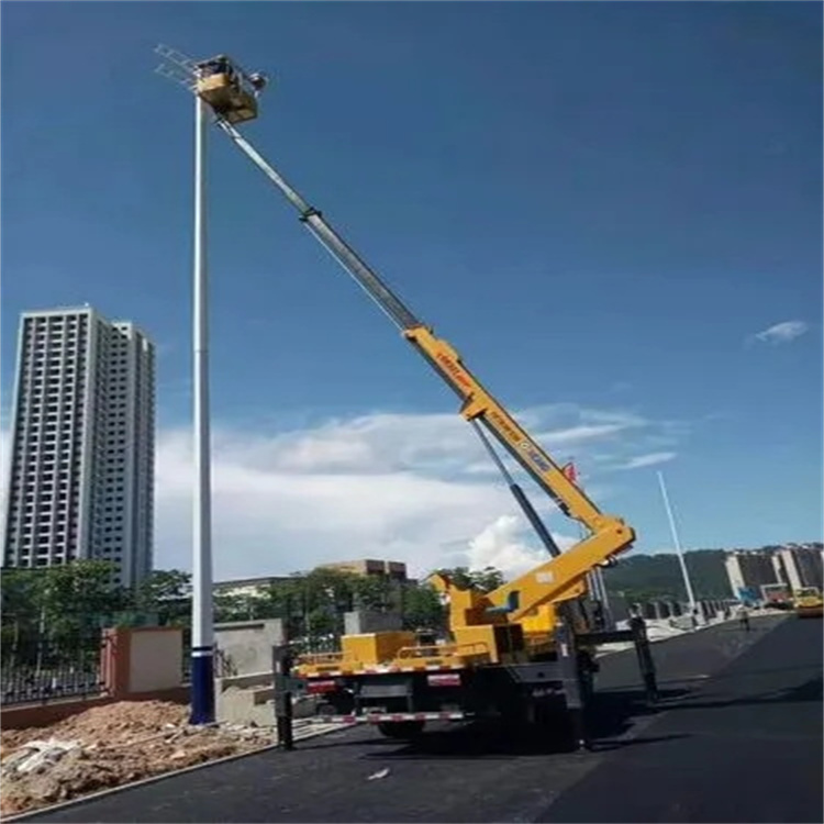 西峡维修路灯的曲臂升降车出租